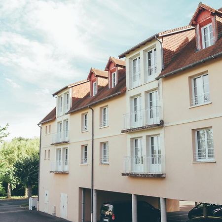 Terres De France - Appart'Hotel La Roche-Posay Buitenkant foto