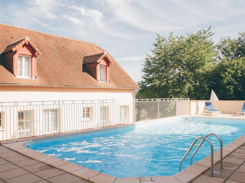 Terres De France - Appart'Hotel La Roche-Posay Buitenkant foto