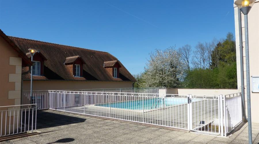 Terres De France - Appart'Hotel La Roche-Posay Buitenkant foto
